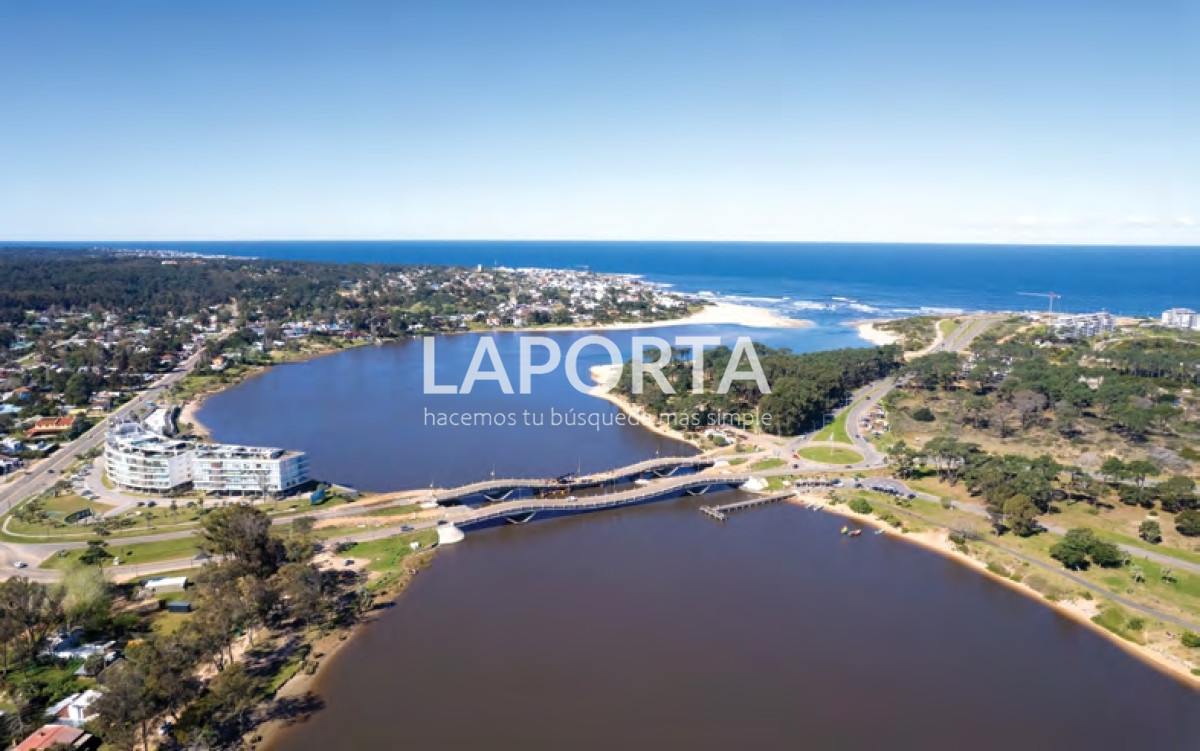 Terreno ID.690/Terrenos-en-Venta-en-Punta-del-Este-(Barrio-Privado) - Terrenos en Venta en Punta del Este (Barrio Privado)