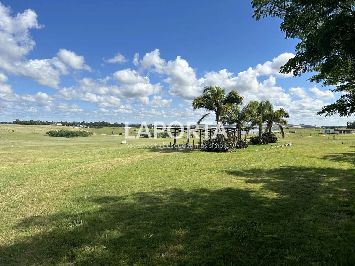 Terreno ID.548/Venta-Terrenos-en-Barrios-Privados-Laguna-de-los-Cisnes - Venta Terrenos en Barrios Privados Laguna de los Cisnes