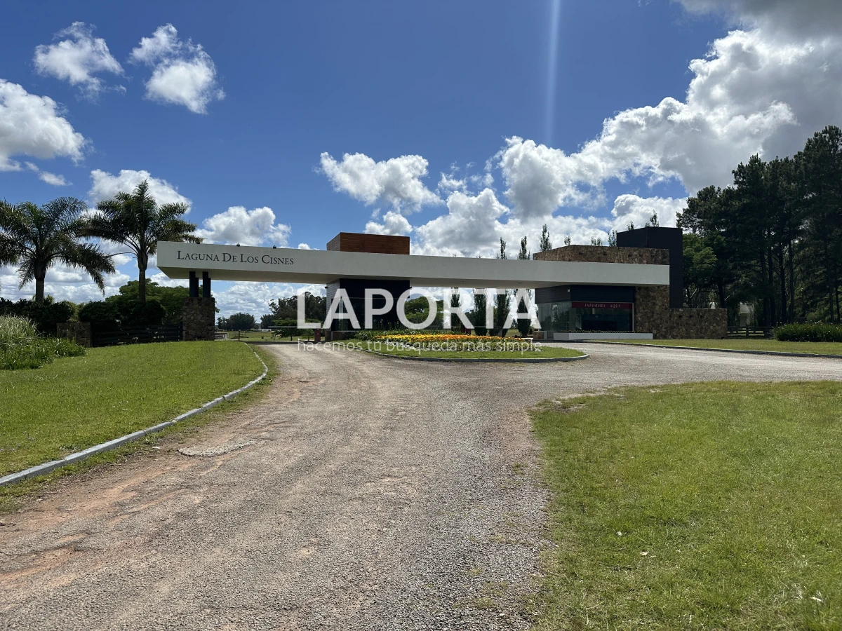 Terreno ID.548/Venta-Terrenos-en-Barrios-Privados-Laguna-de-los-Cisnes - Venta Terrenos en Barrios Privados Laguna de los Cisnes