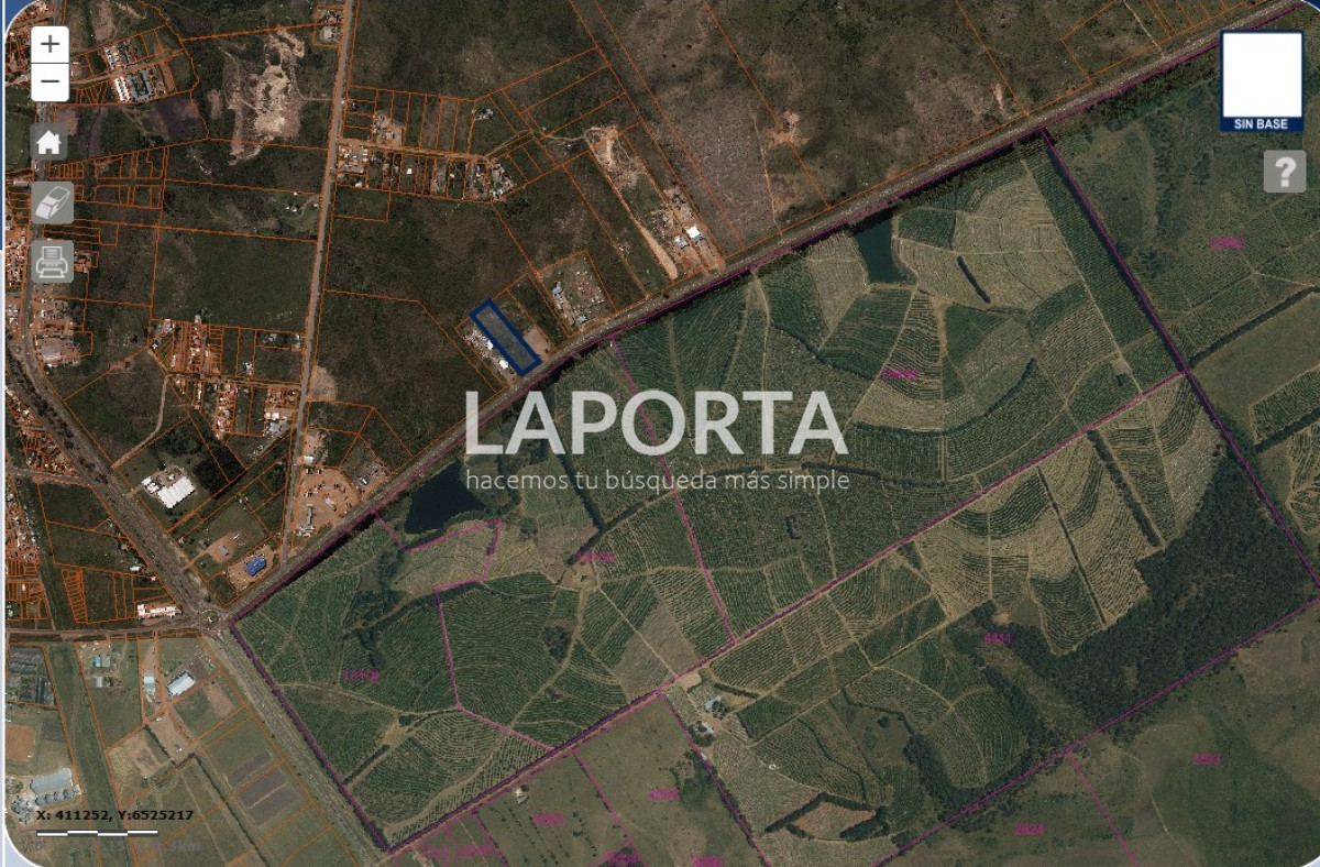 Terreno ID.589/Terreno-de-1-Hectárea-en-Ubicación-Privilegiada-sobre-By-Pass - Terreno de 1 Hectárea en Ubicación Privilegiada sobre By Pass