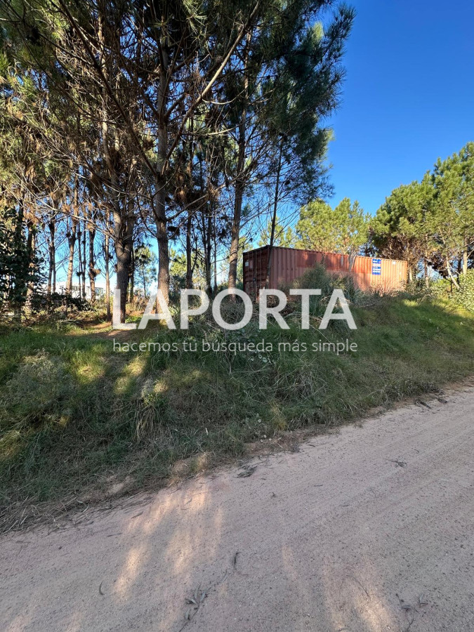 Terreno ID.970/Terreno-en-Venta-en-Punta-del-Este-1222-metros-en-Barra-Verde-zona-1.6-ideal-inversionistas-- - Terreno en Venta en Punta del Este 1222 metros en Barra Verde -zona 1.6 ideal inversionistas   