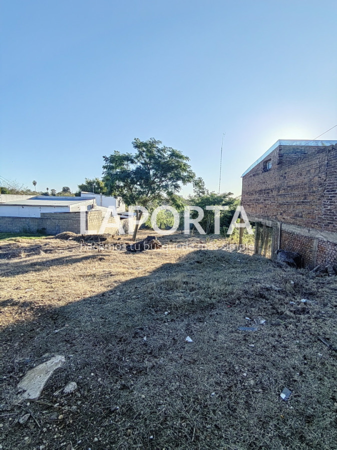 Terreno ID.910/Buen-terreno-con-todos-los-servicios-a-la-puerta - Buen terreno con todos los servicios a la puerta