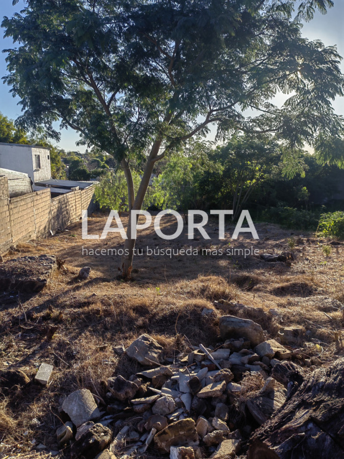 Terreno ID.910/Buen-terreno-con-todos-los-servicios-a-la-puerta - Buen terreno con todos los servicios a la puerta