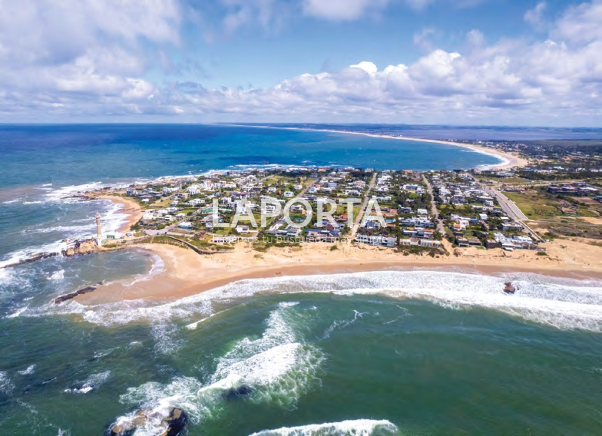 Terreno ID.690/Terrenos-en-Venta-en-Punta-del-Este-(Barrio-Privado) - Terrenos en Venta en Punta del Este (Barrio Privado)
