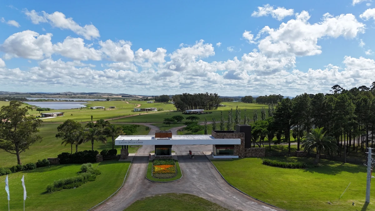 Barrio Privado Laguna De Los Cisnes — foto 1