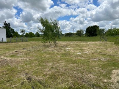 Terreno en venta en B° La Chinita, próximo a Termas del Daymán - Salto.