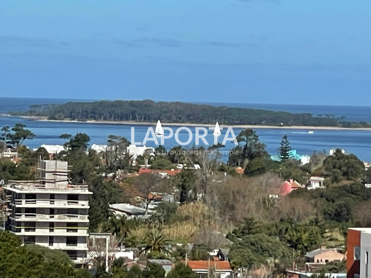 Apartamento ID.1172/venta-de-apartamento-duplex-penthouse-en-zona-Las-Delicias-de-tres-dormitorios - venta de apartamento duplex penthouse en zona Las Delicias de tres dormitorios