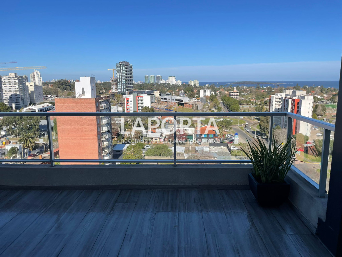 Apartamento ID.1172/venta-de-apartamento-duplex-penthouse-en-zona-Las-Delicias-de-tres-dormitorios - venta de apartamento duplex penthouse en zona Las Delicias de tres dormitorios