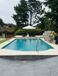 Hermosa casa con piscina 