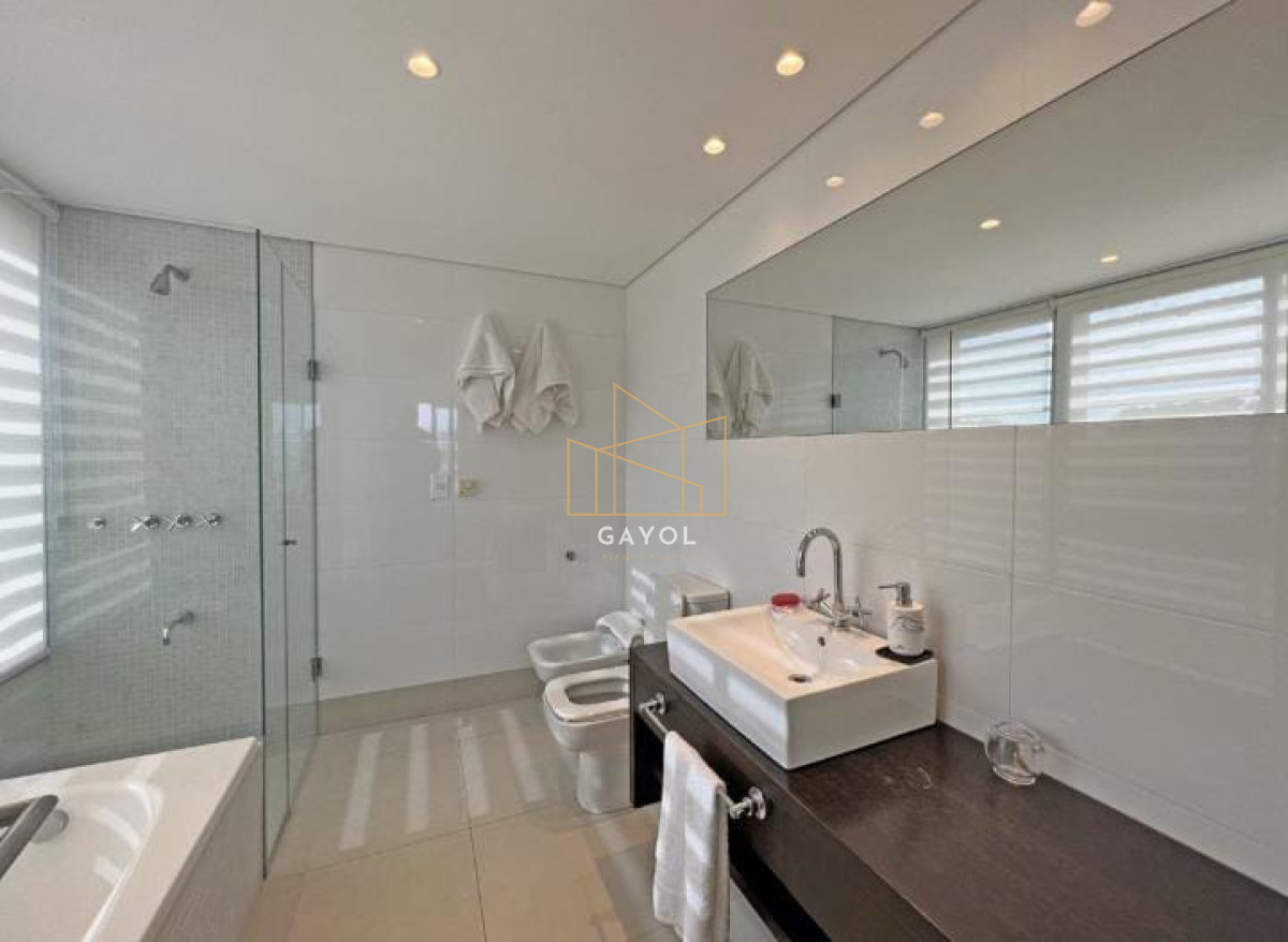 Apartamento ID.613 - DEPARTAMENTO EN VENTA Y ALQUILER ANUAL