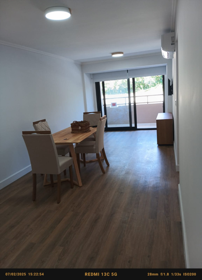 APARTAMENTO EN ALQUILER ANUAL Y VENTA