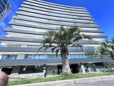 Mansa, 3 dorm, losa radiante, full amenities. 