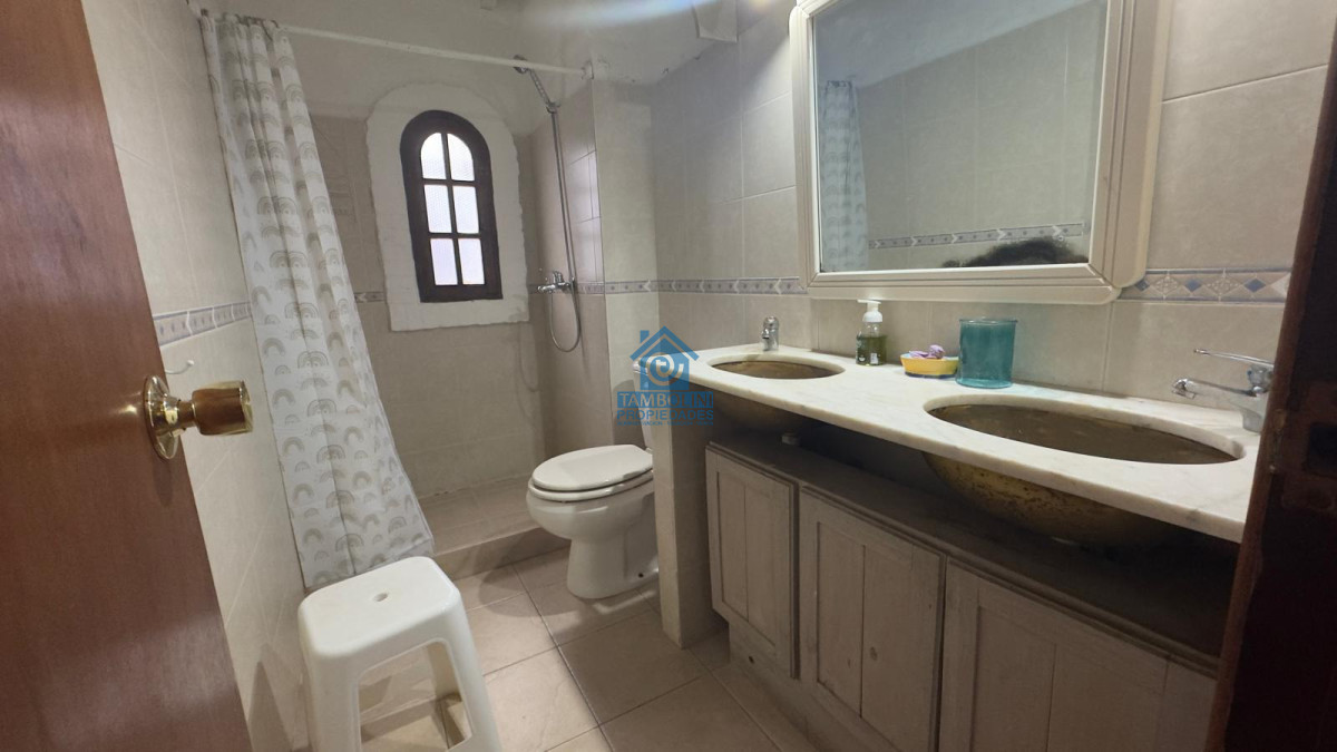 Casa ID.1269 - Alquiler Anual Marly 4 dormitorios 