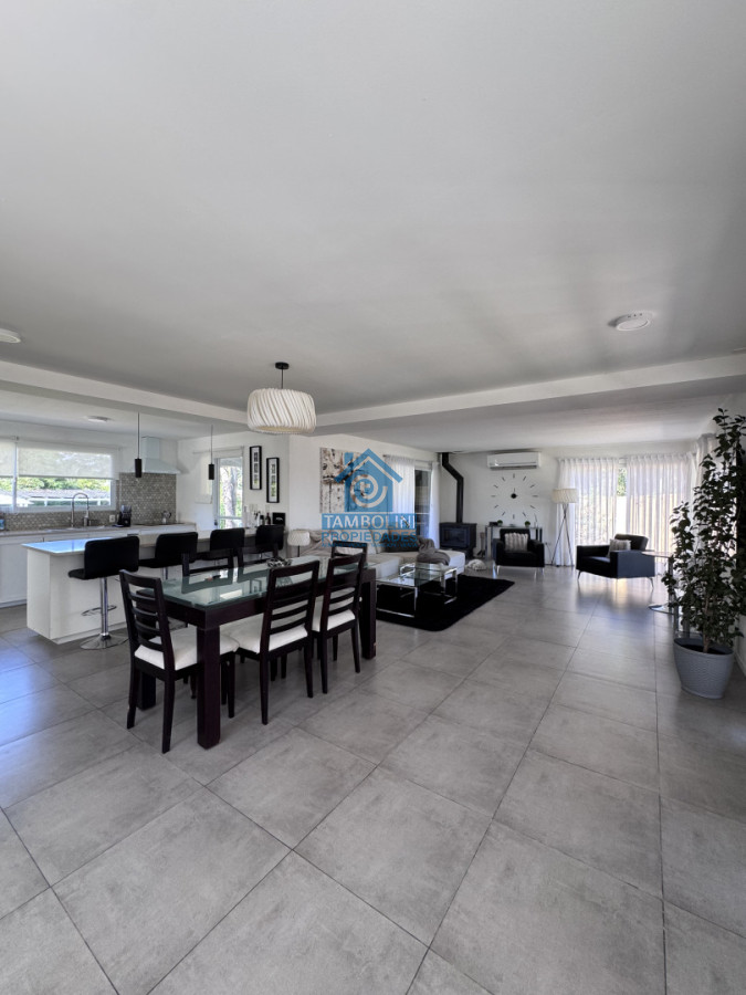 Casa ID.1227 - Alquiler anual Hermosa Casa Pinares, vista al mar 