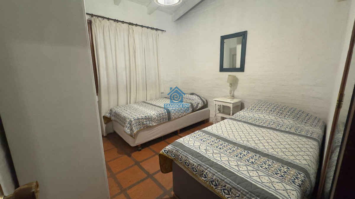 Casa ID.1269 - Alquiler Anual Marly 4 dormitorios 