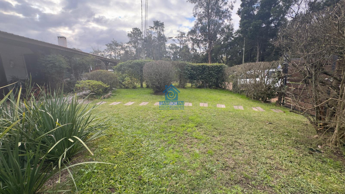 Casa ID.1269 - Alquiler Anual Marly 4 dormitorios 