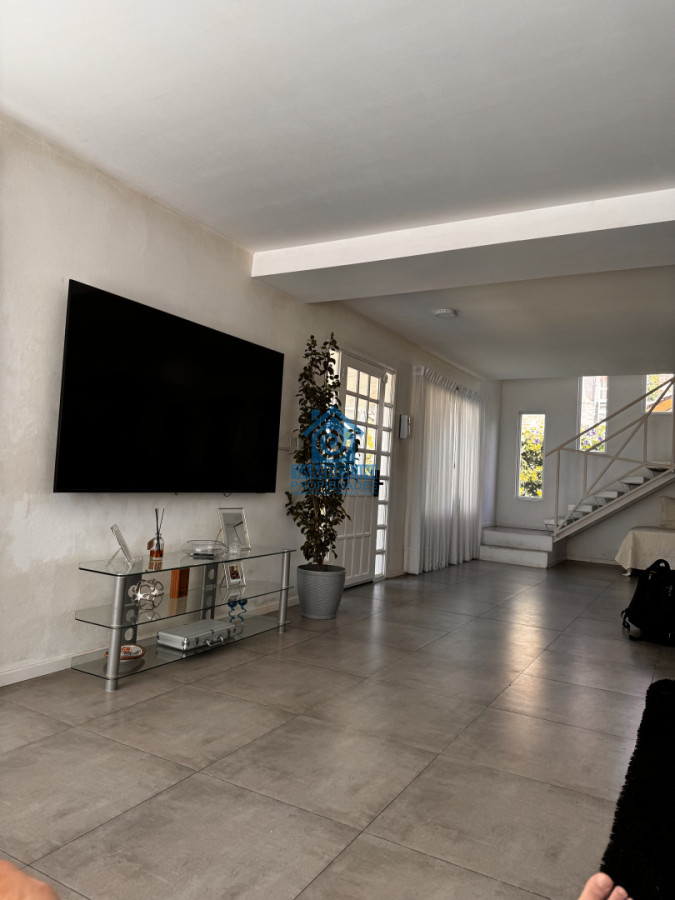 Casa ID.1227 - Alquiler anual Hermosa Casa Pinares, vista al mar 