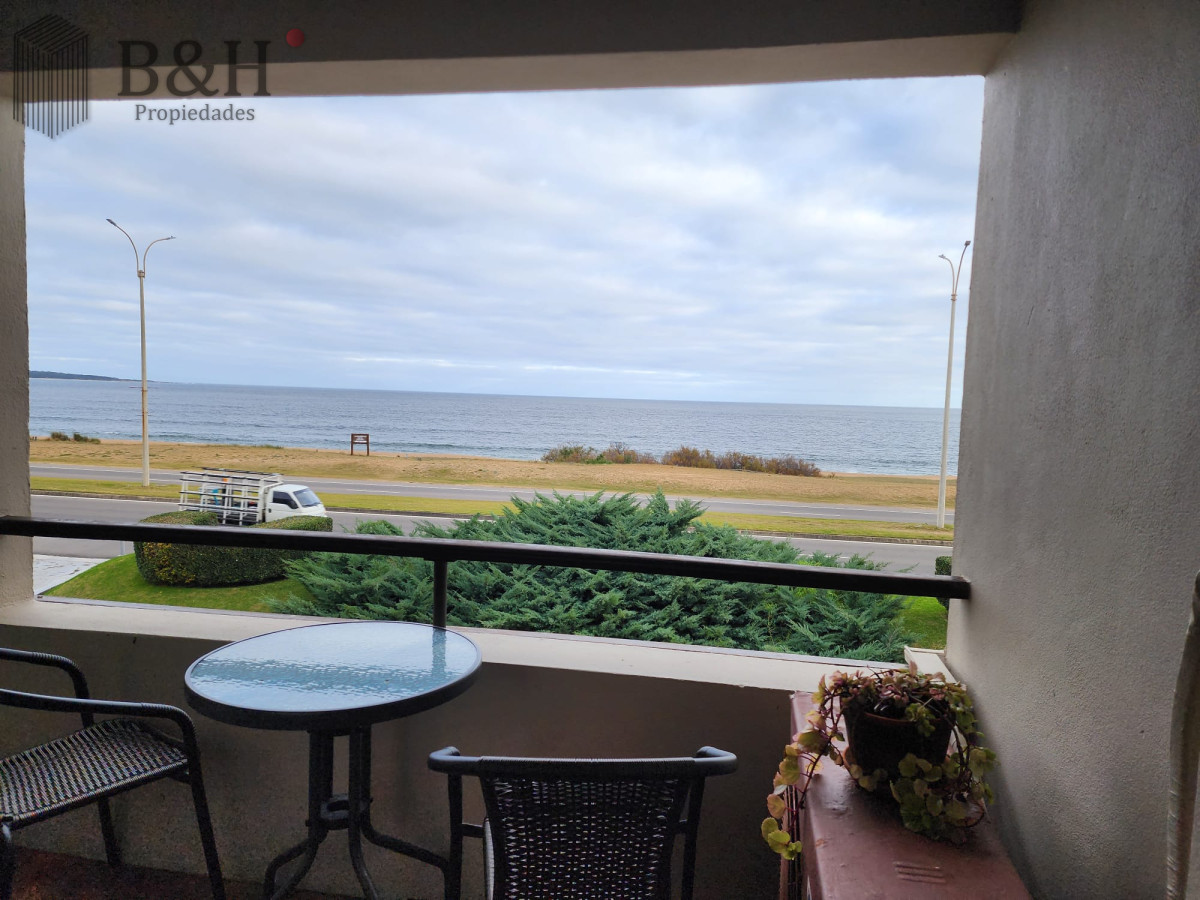 Apartamento ID.5833 - Hermoso apartamento primera linea