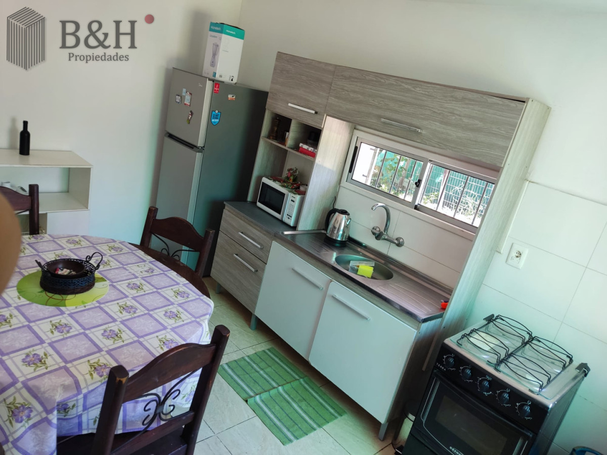 Casa ID.6533 - VENDO CASA, 3 DORMITORIOS, 2 BAÑOS, ENORME PATIO CON PARRILLERO, EL TESORO, LA BARRA.