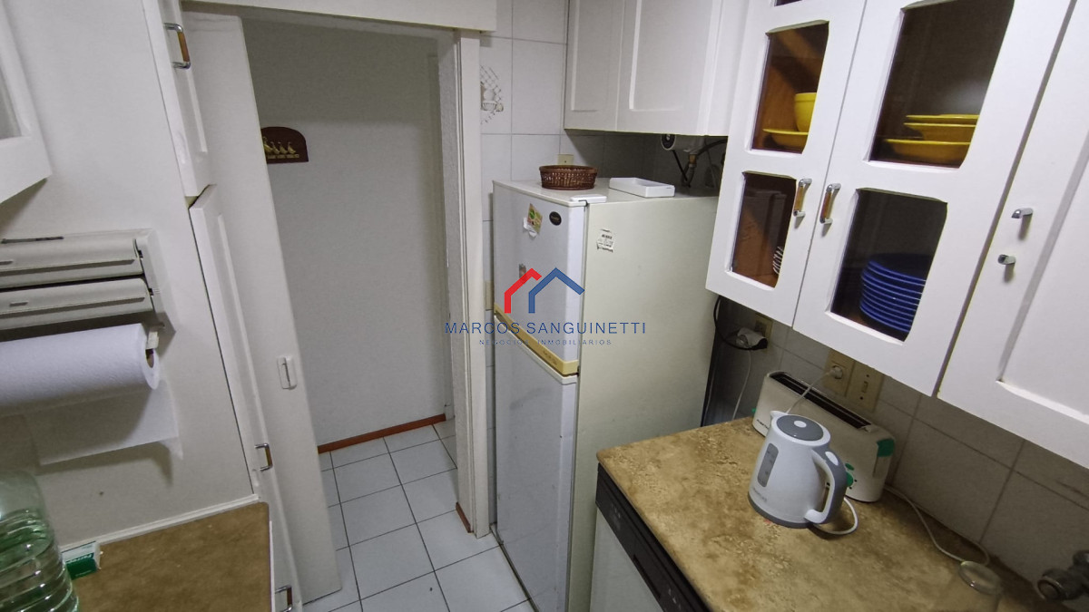 https://ri.com.uy/f/519/0/1200/0/0/0/352f4d13f6a06d71b6462bb916be9c67.jpg