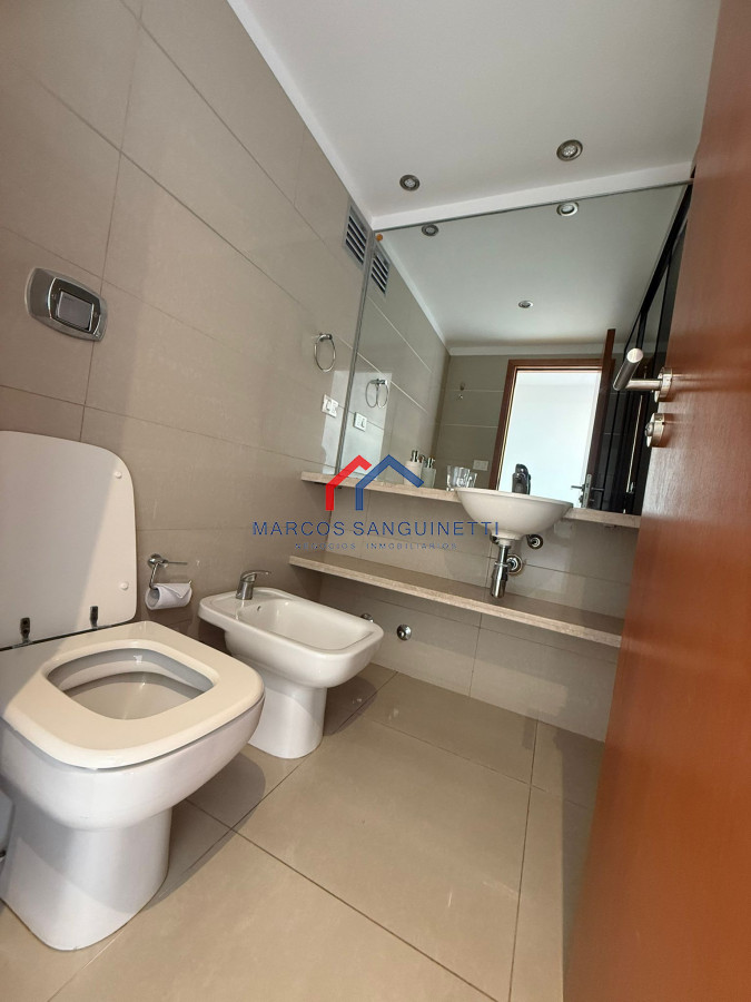 https://ri.com.uy/f/519/0/1200/0/0/0/9e93188f18665289dff179da60202b66.jpg