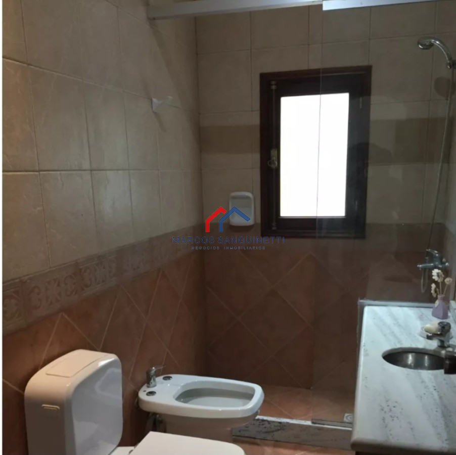 https://ri.com.uy/f/519/1/1200/0/0/0/9456bccd78774308b311706cb5aaaa46.jpg