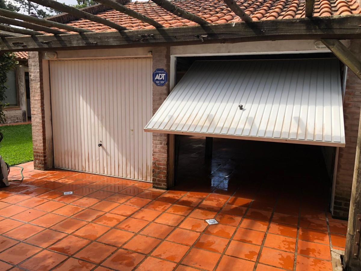 https://ri.com.uy/f/519/1/1200/0/0/0/d5ef8f40ecf64ab05d39a897497603c6.jpg