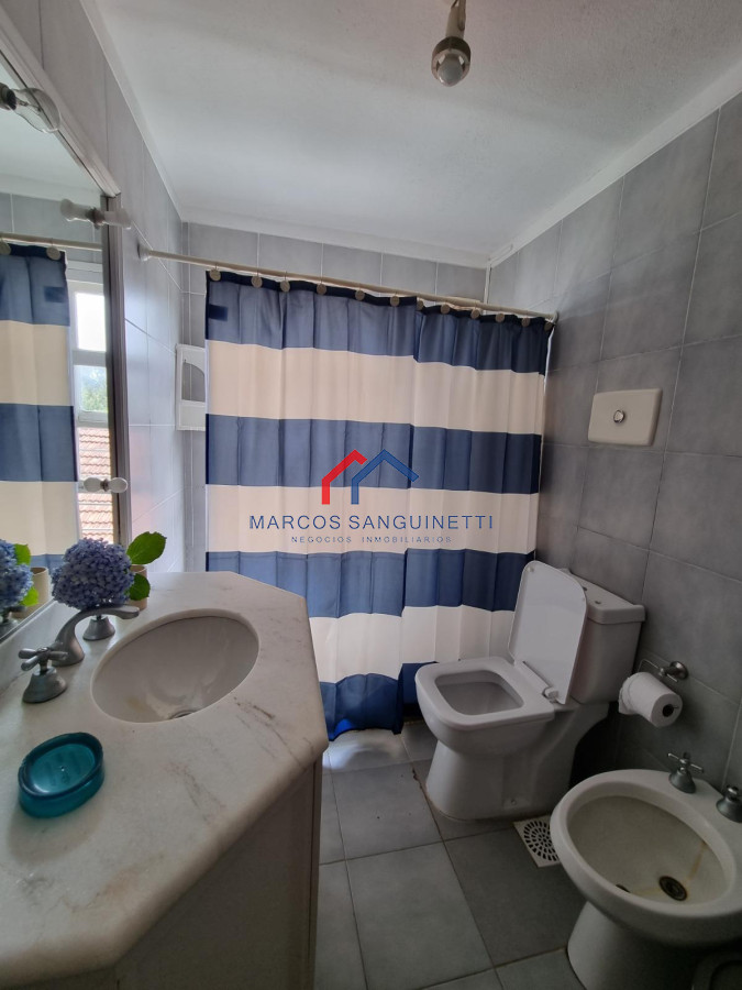 https://ri.com.uy/f/519/1/1200/0/0/0/e8b119d024f84a4ee2ecea2be2ffd8b2.jpg