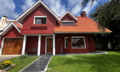 Casa en Punta del Este, Cantegril