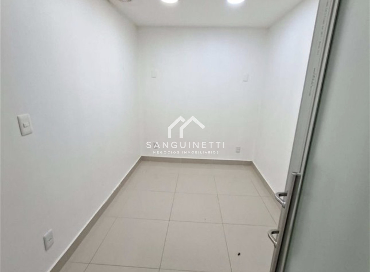 https://ri.com.uy/f/519/4/1200/0/0/0/a845505ac326b041b87c0ad040c346fb.jpg