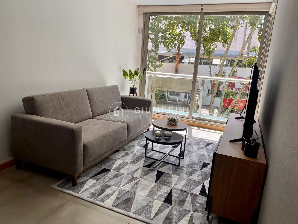 Apartamento ID.22 - Alquiler Apartamento 1 Dormitorio Con Balcón Pocitos