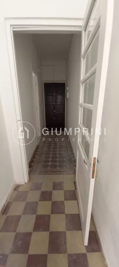 Apartamento ID.413 - Apartamento en Jacinto Vera amplia propiedad en 2 plantas