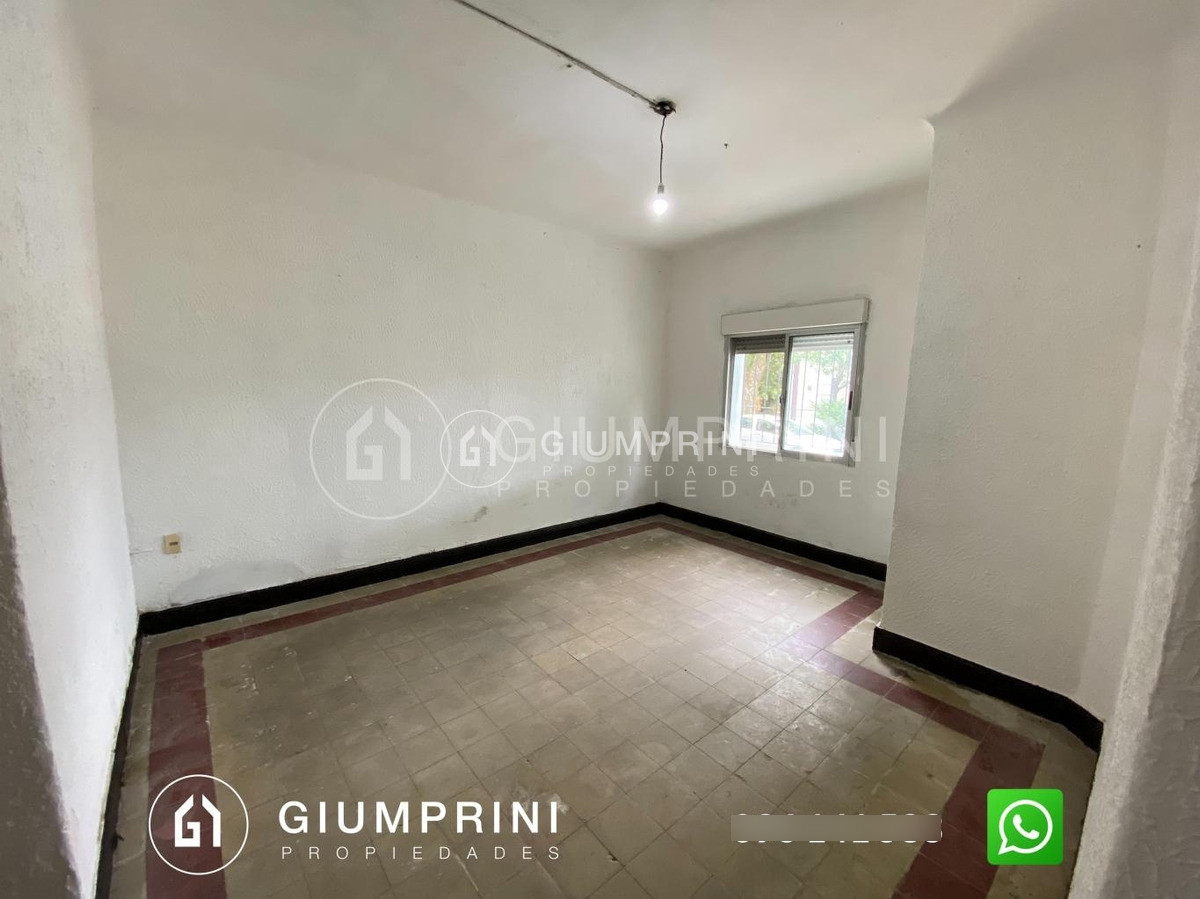 Apartamento ID.2 - Vendo Apartamento De 2 Dormitorios En La Comercial Ref784