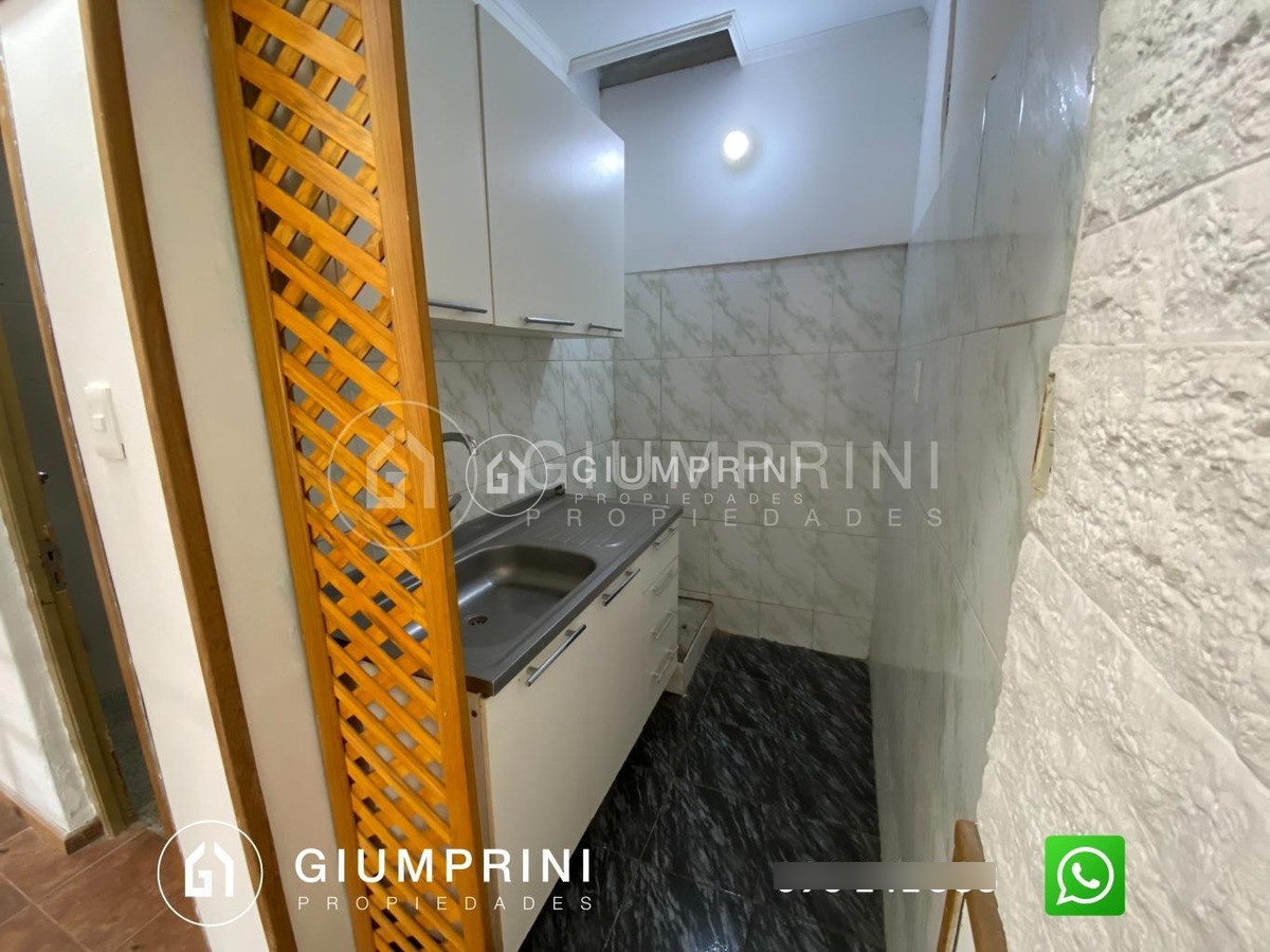 Apartamento ID.2 - Vendo Apartamento De 2 Dormitorios En La Comercial Ref784