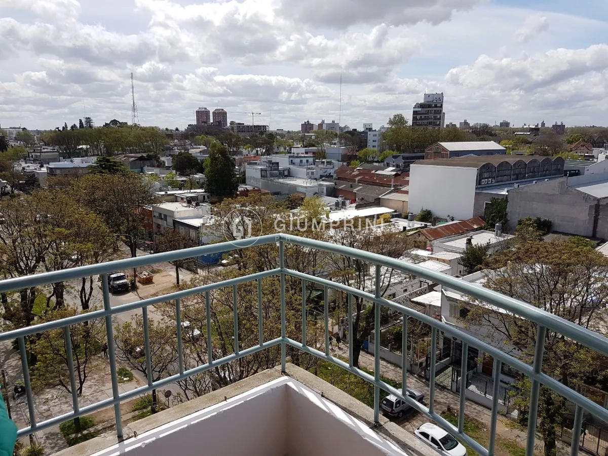 Apartamento ID.222 - Alquiler apartamento 2 dormitorios Parque Batlle con Balcon