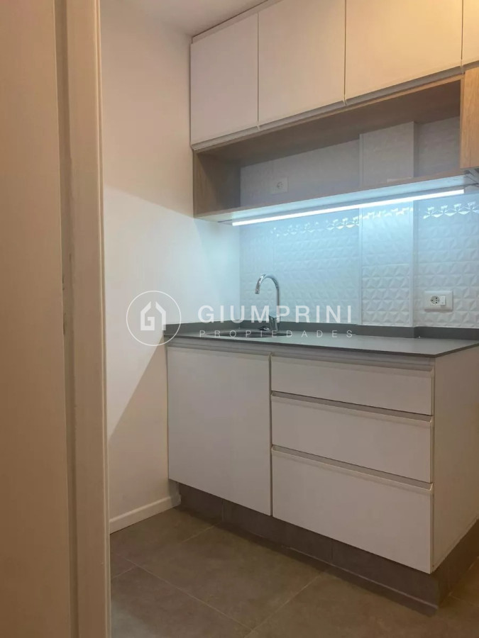 Apartamento ID.34 - Alquiler Apartamento 1 Dormitorio Tres Cruces Con Patio 