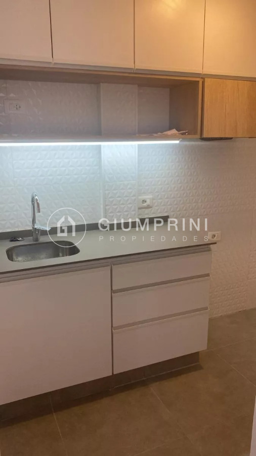 Apartamento ID.34 - Alquiler Apartamento 1 Dormitorio Tres Cruces Con Patio 