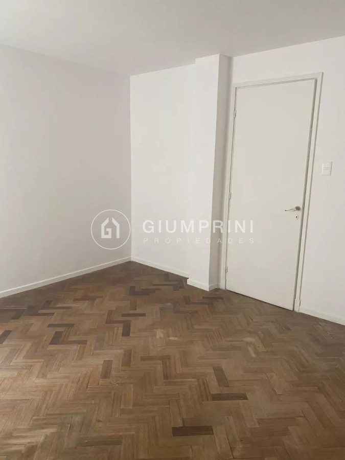 Apartamento ID.34 - Alquiler Apartamento 1 Dormitorio Tres Cruces Con Patio 