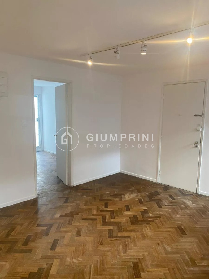 Apartamento ID.34 - Alquiler Apartamento 1 Dormitorio Tres Cruces Con Patio 