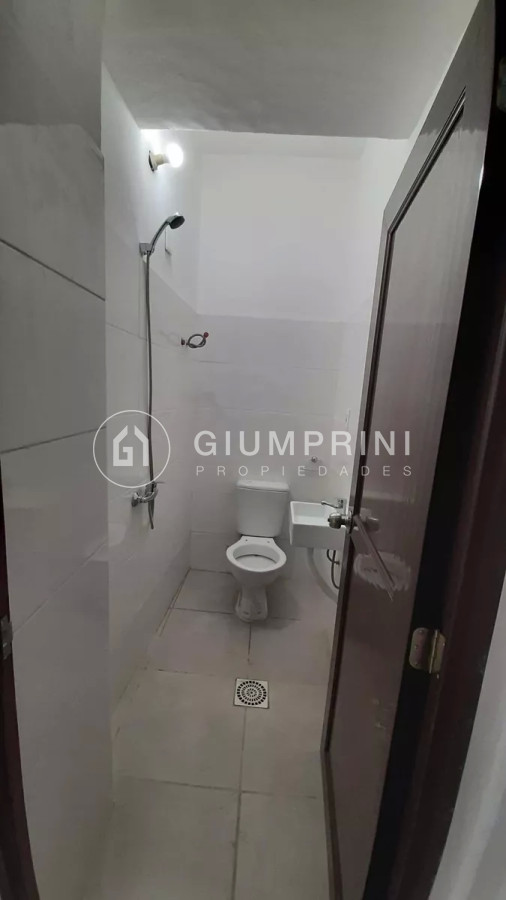 Apartamento ID.221 - Alquiler monoambiente Parque Batlle con patio