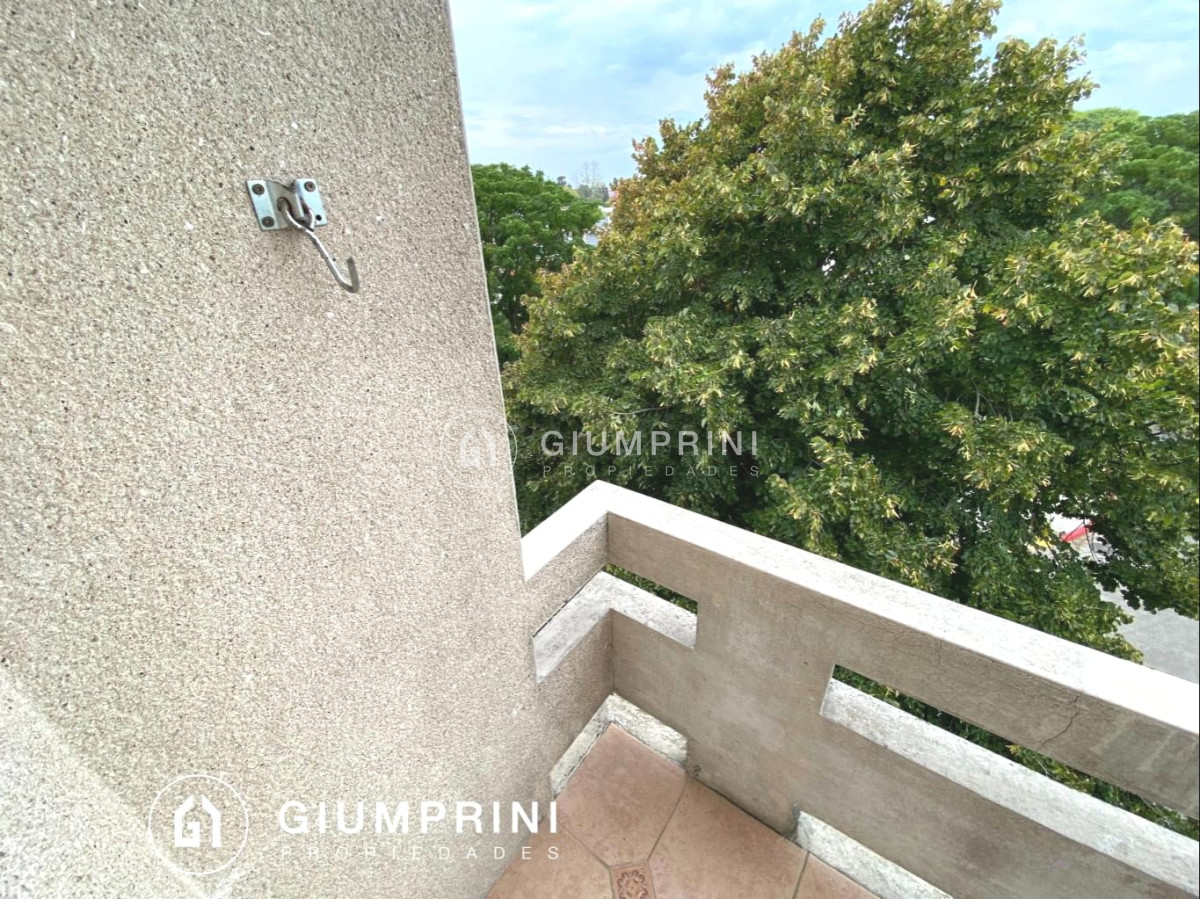 Apartamento ID.434 - Alquiler apartamento 2 dormitorios en Buceo con balcón Ref434