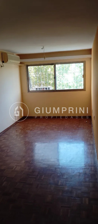 Apartamento ID.579 - Alquiler apto 1 dormitorio - Cordón - Piso alto - Cercano a 18 de Julio