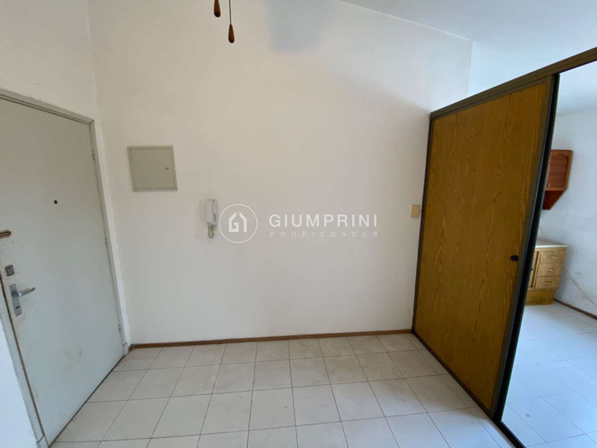 Apartamento ID.27 - Venta Lindo Monoambiente ideal inversion en 8 De Octubre Y 20 De Febrero muy luminoso 