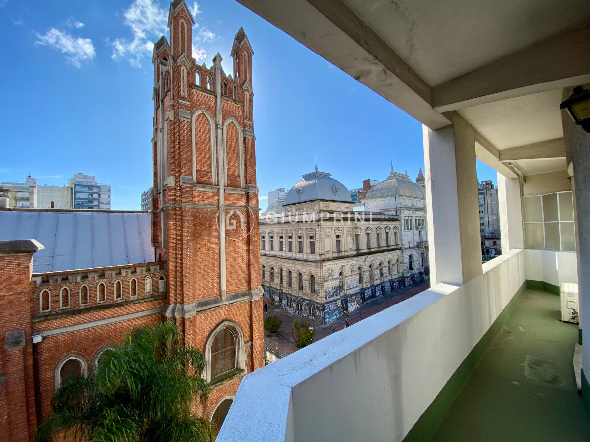 Apartamento ID.696 - Alquiler apartamento 2 dormitorios - Dos Balcones - 2 baños - Cordón Sur