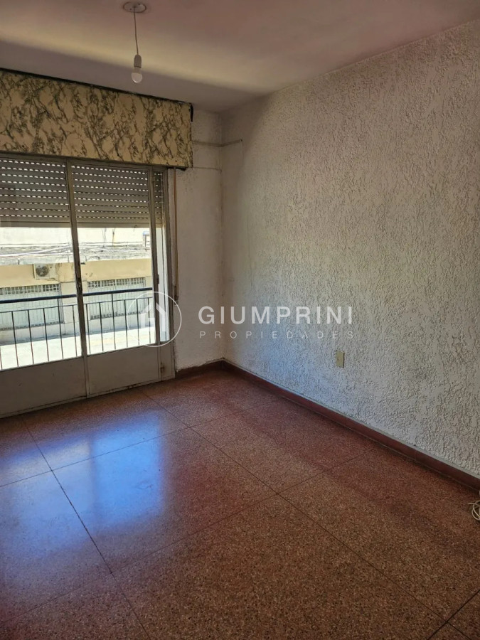 Apartamento ID.644 - Alquiler Apartamento 2 Dormitorios, 1 Baño, Cocina Definida, Balcón - Bella Vista