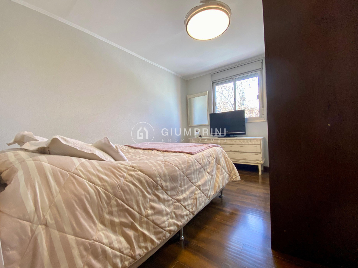 Apartamento ID.774 - Venta apartamento en impecable estado, muy soleado - 3 dormitorios - La Comercial