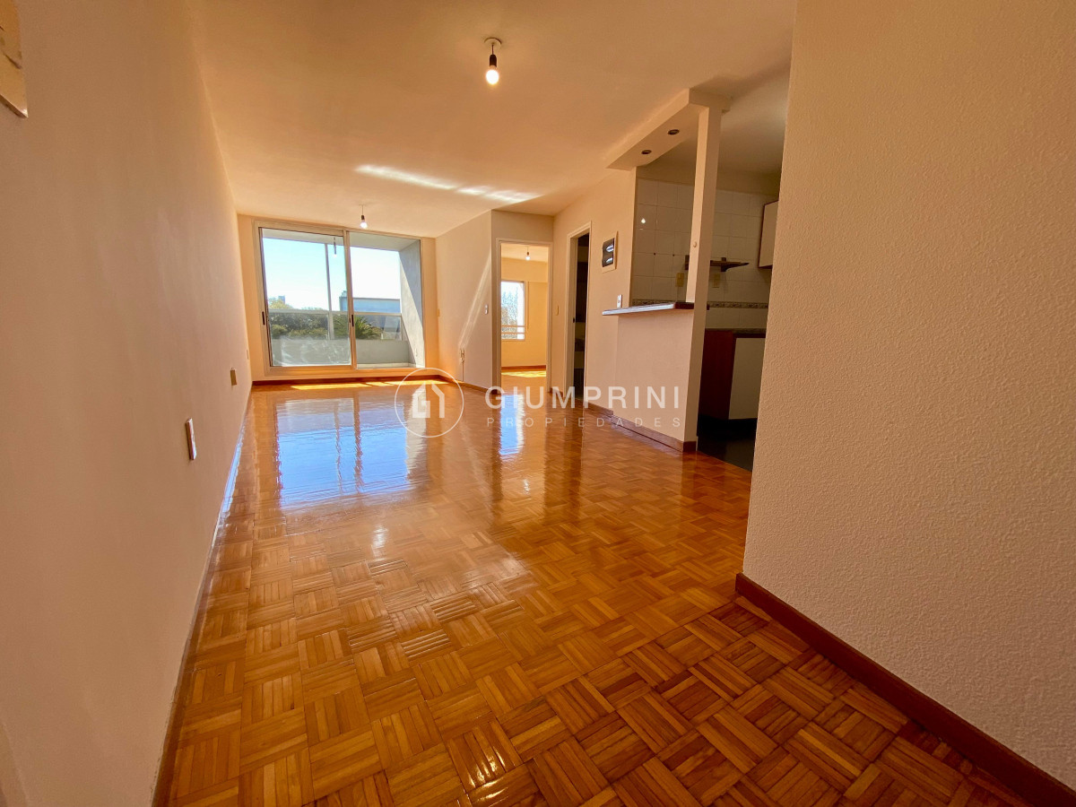 Apartamento ID.795 - Alquiler apartamento 1 dormitorio - Balcón - Tres Cruces
