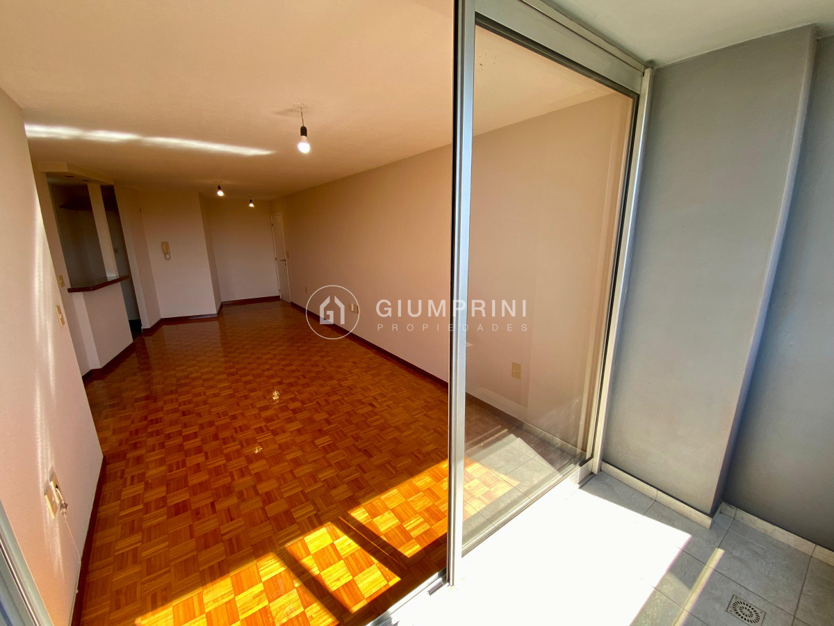 Apartamento ID.795 - Alquiler apartamento 1 dormitorio - Balcón - Tres Cruces