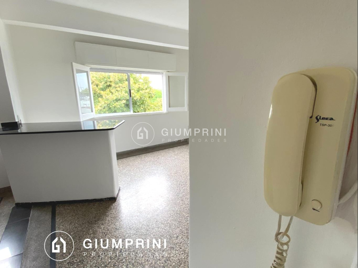 Apartamento ID.434 - Alquiler apartamento 2 dormitorios en Buceo con balcón Ref434