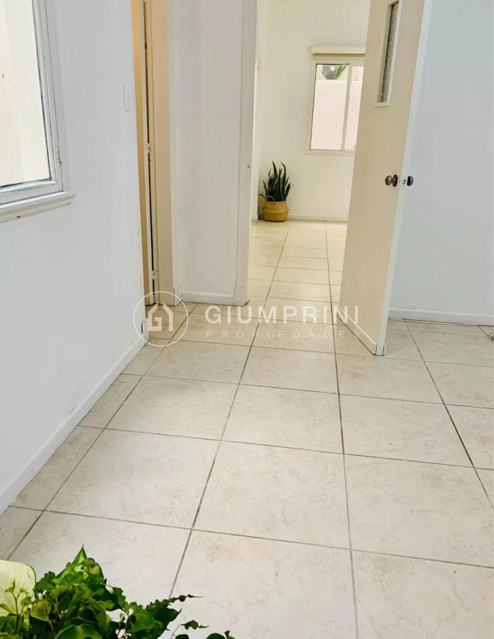 Apartamento ID.430 - Alquiler apartamento para oficina o consultorio en Cordón 